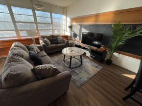 Cute and Cozy Luxury Loft in Downtown Kansas City